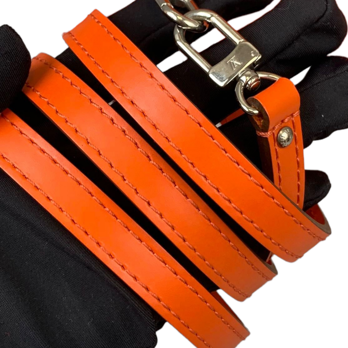 Louis-Vuitton Alma BB Epi Orange SHW