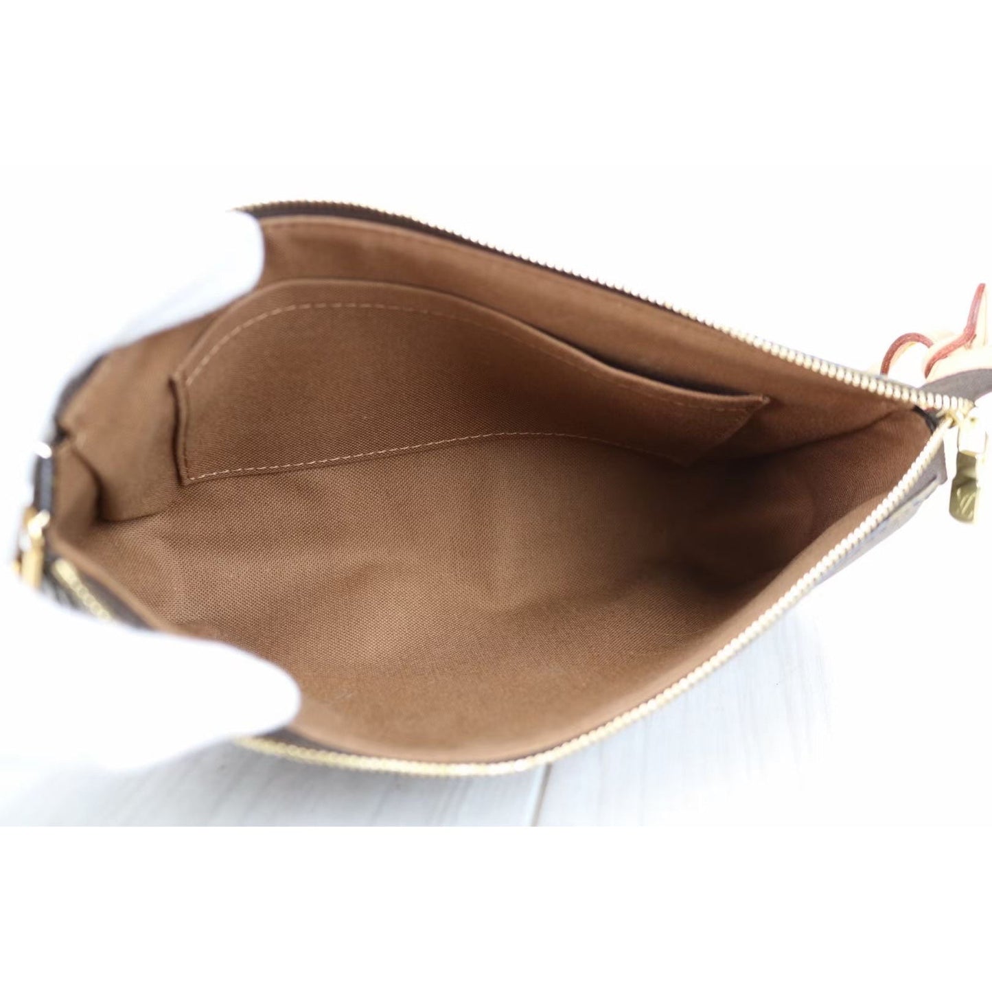 Rank A ｜ LV Monogram Pochette Accessoires ｜021402