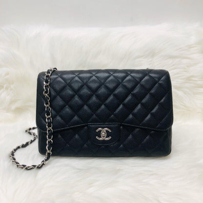 Single Flap Classic Jumbo in Black Caviar with SHW