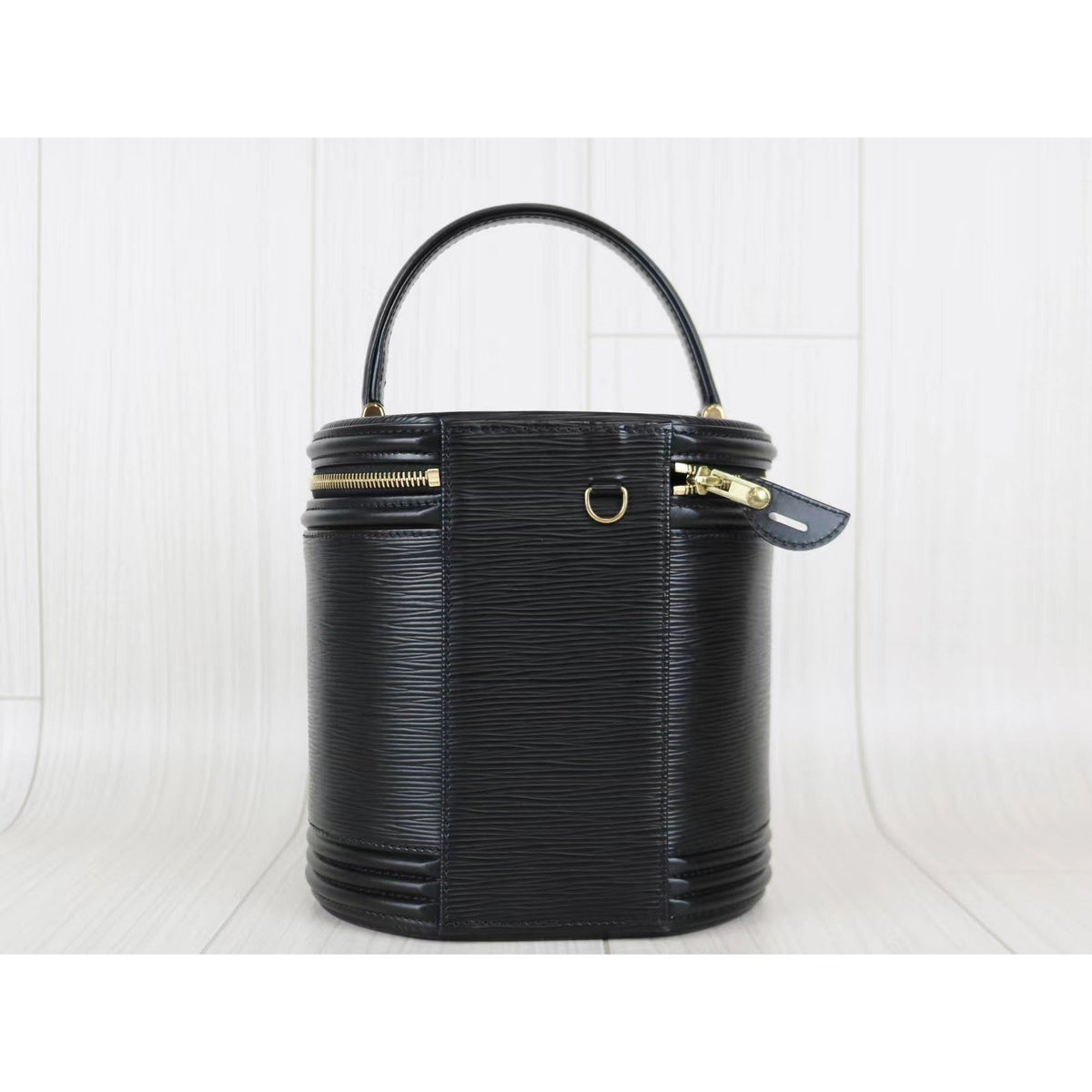 Rank SA ｜ LV Epi Handbag ｜051803