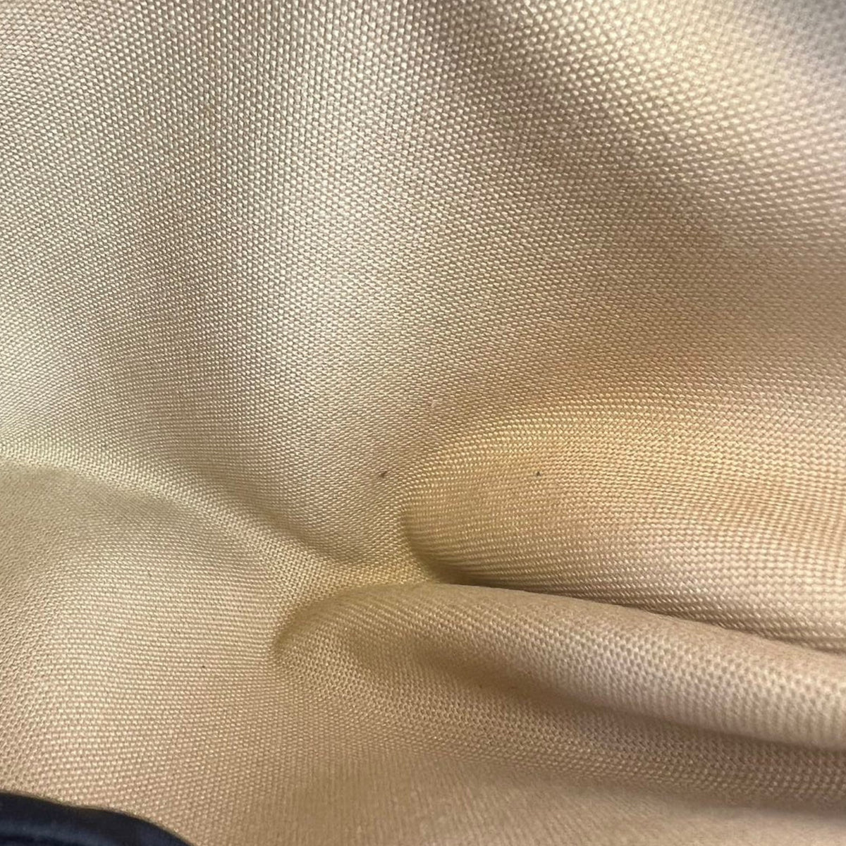 Louis-Vuitton Monogram Giant Bum Bag Khaki White GHW