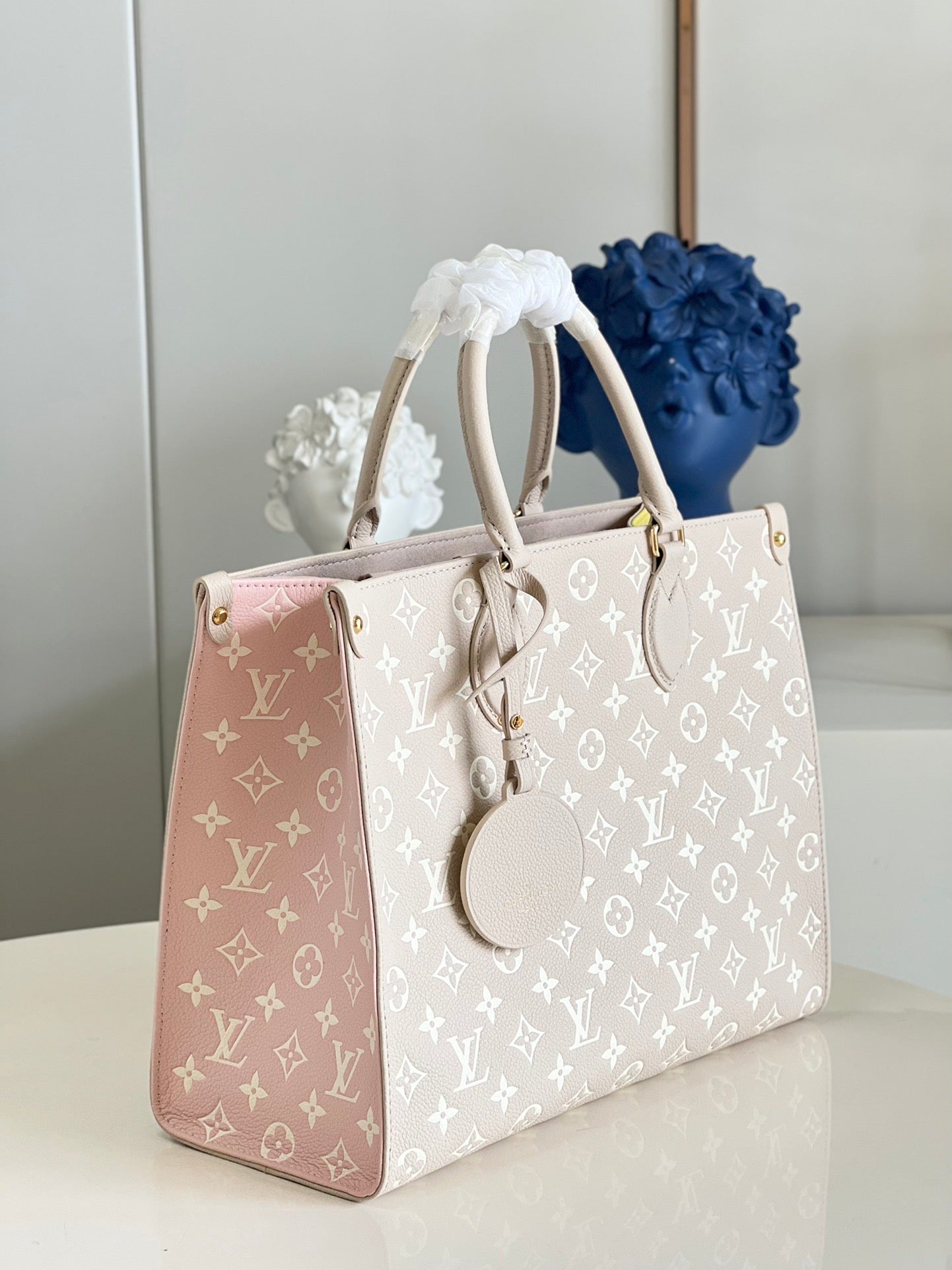 Louis Vuitton OnTheGo MM Bag