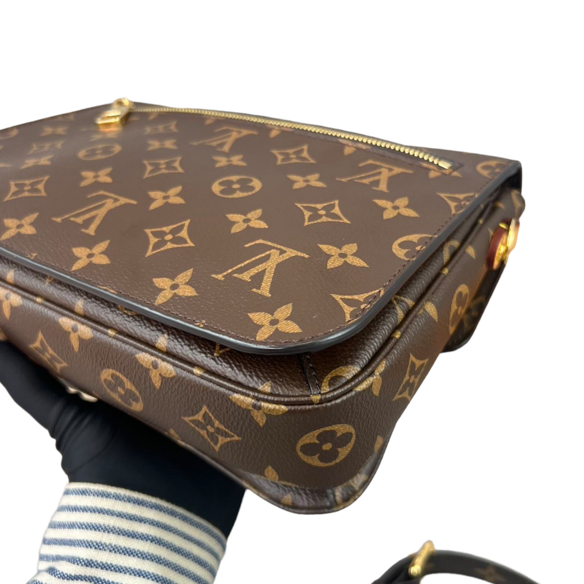 Louis-Vuitton Monogram Pochette Métis Brown GHW