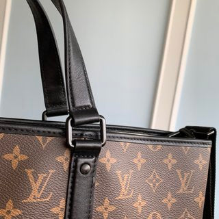 Louis Vuitton Week End Tote GM Bag