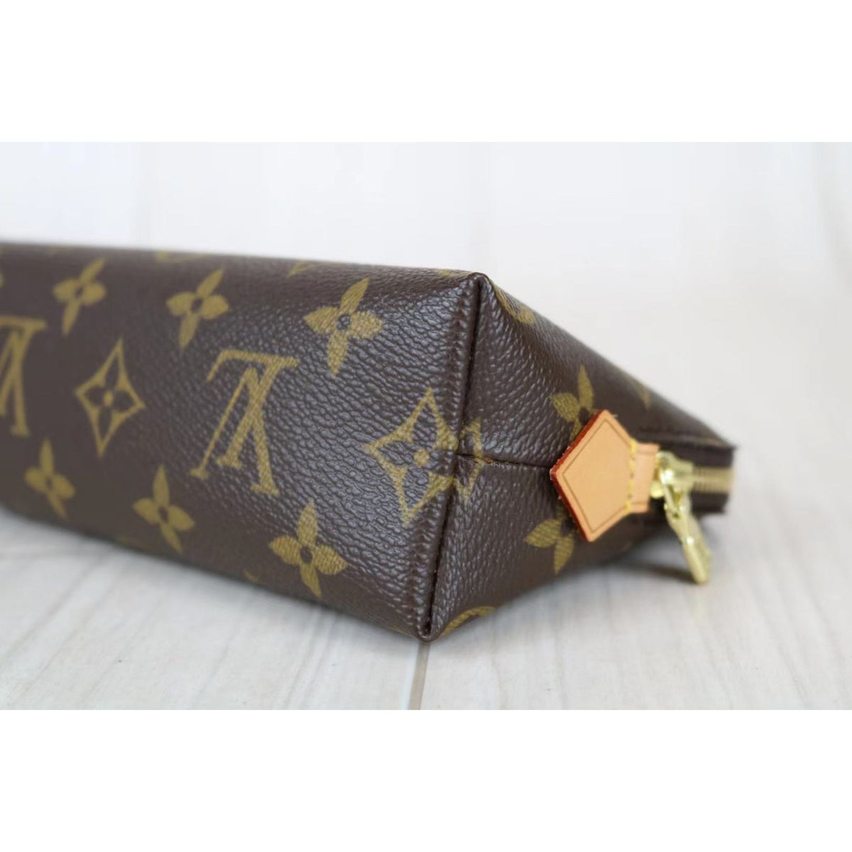 Rank SA｜LV Monogram Pochette Cosmetics｜050611