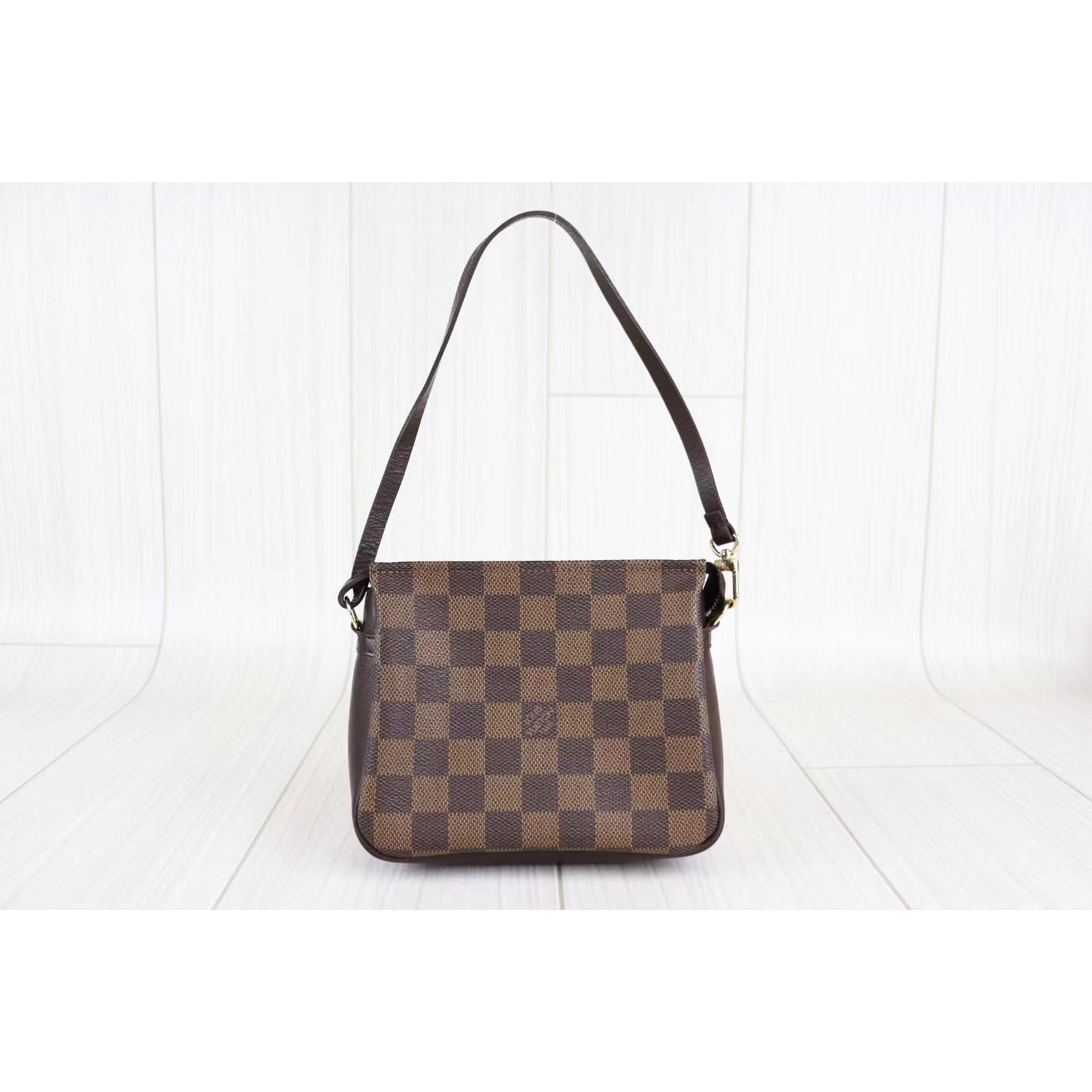 Rank A ｜ LV Damier Truth Make Up ｜071507