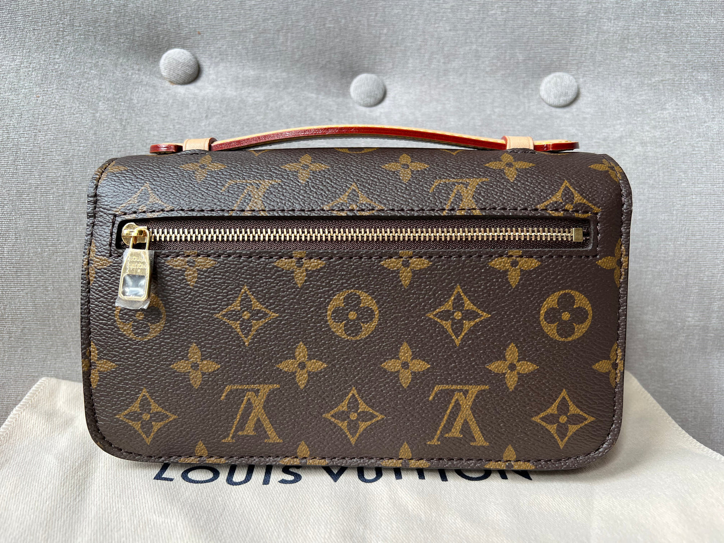 Louis Vuitton Pochette Metis East West Monogram (RRP £2,070)