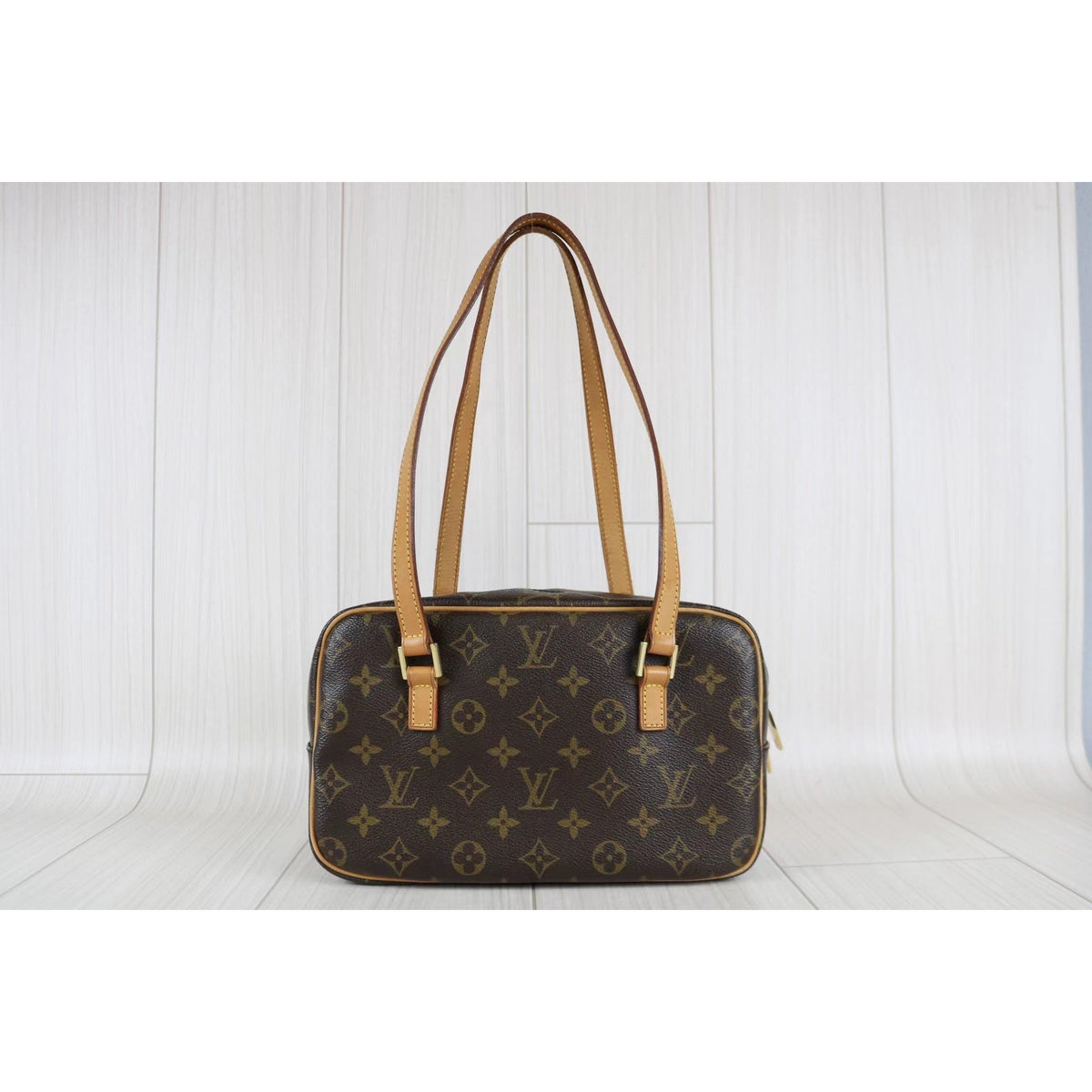 Rank AB ｜ LV Monogram Cite MM Shoulder Bag｜060401