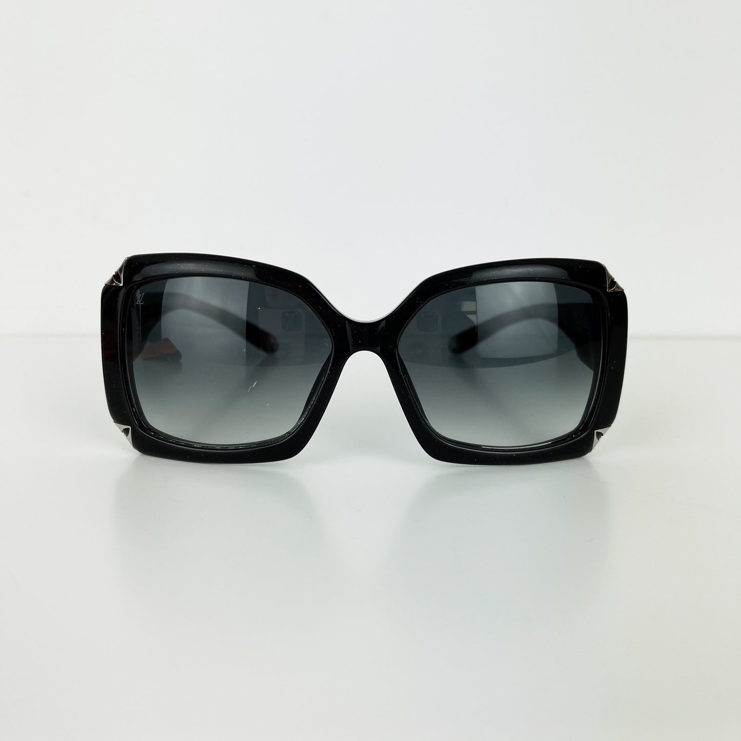 Louis-Vuitton Hortensia Cat Eye Sunglasses