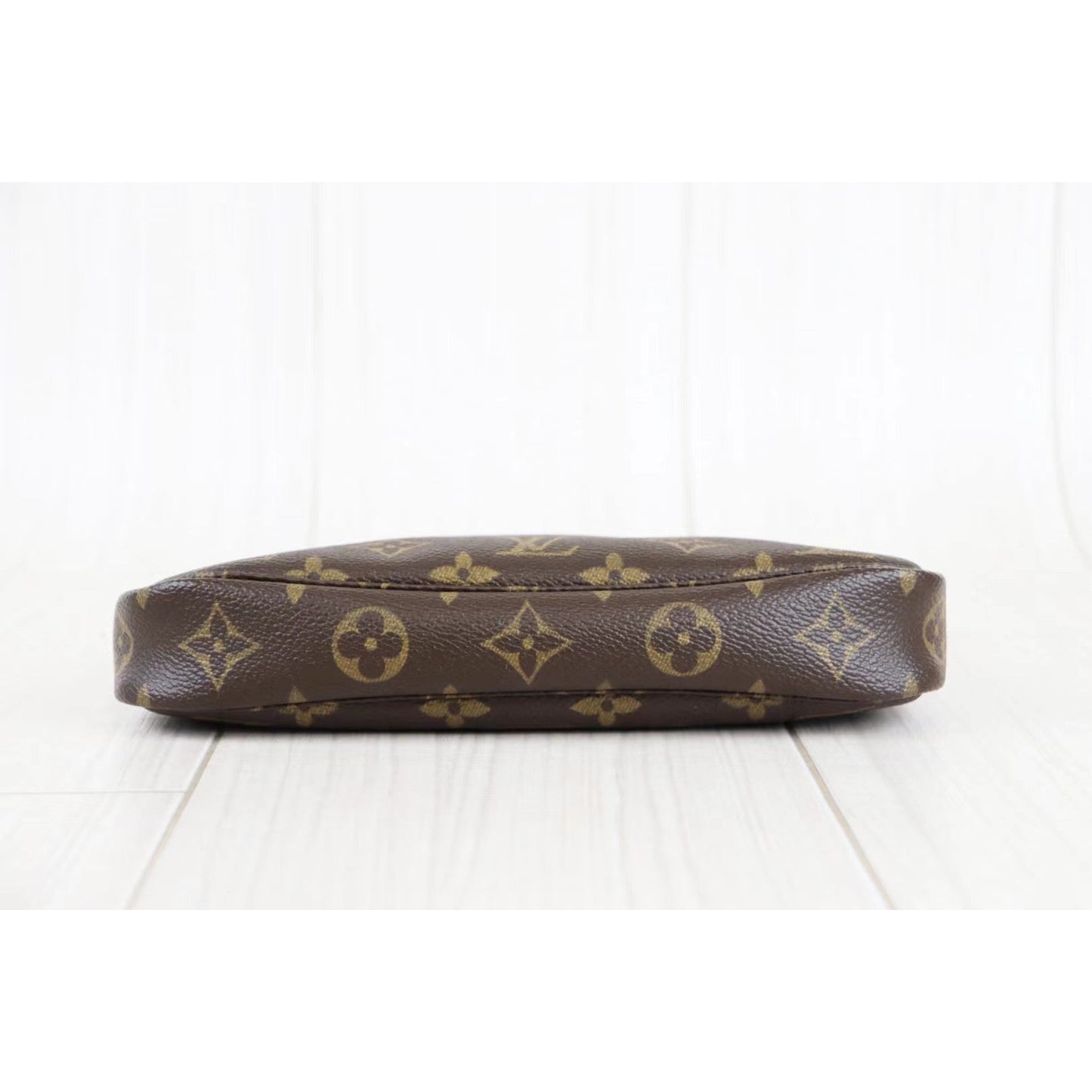 Rank A ｜ LV Monogram Pochette Accessoires ｜072802