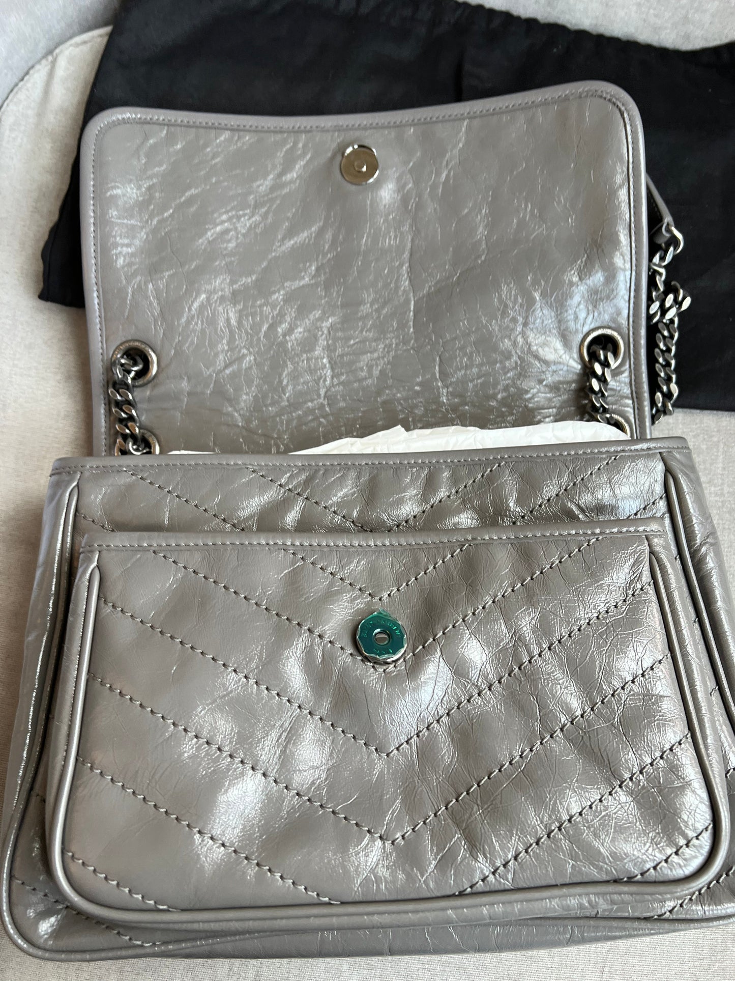 Yves Saint Laurent (YSL) Grey Medium Niki Chain Bag