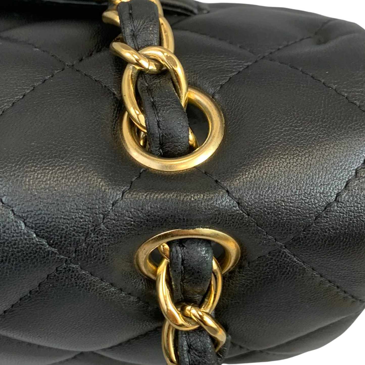 Classic Single Flap Maxi Lambskin Black GHW