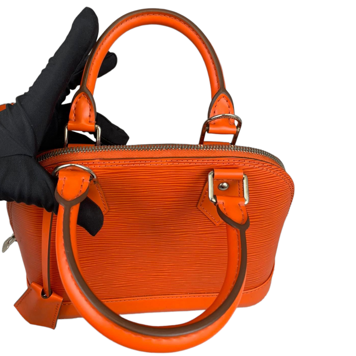 Louis-Vuitton Alma BB Epi Orange SHW