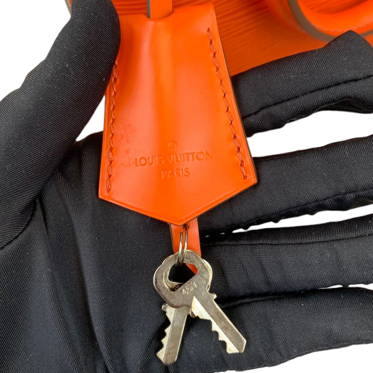 Louis-Vuitton Alma BB Epi Orange SHW