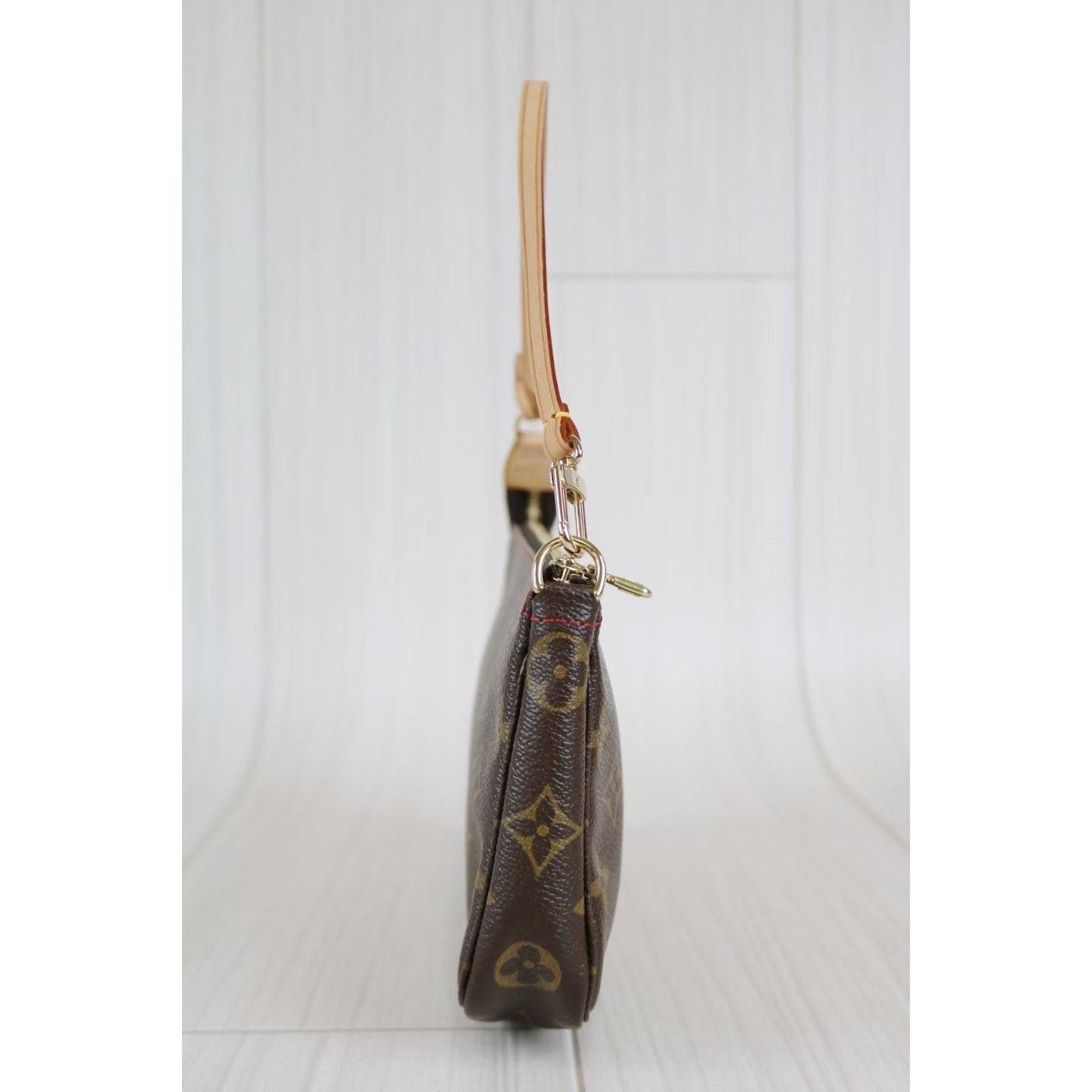 Rank SA ｜ LV Monogram Cherry Pochette Accessoires ｜060205