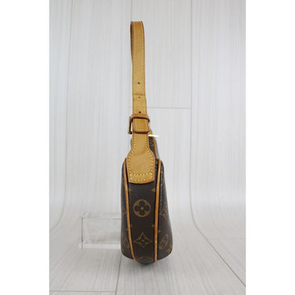Rank AB ｜LV Monogram Pochette Croissant Shoulder Bag｜032331