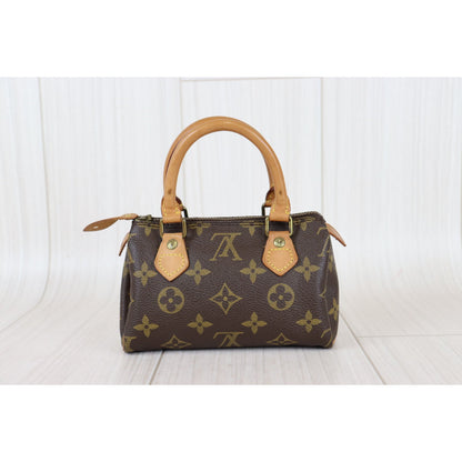 Rank AB ｜ LV Monogram Mini Speedy Handbag ｜082601