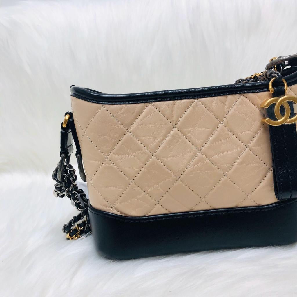 Aged Calfskin Quilted Small Gabrielle Hobo Beige Black