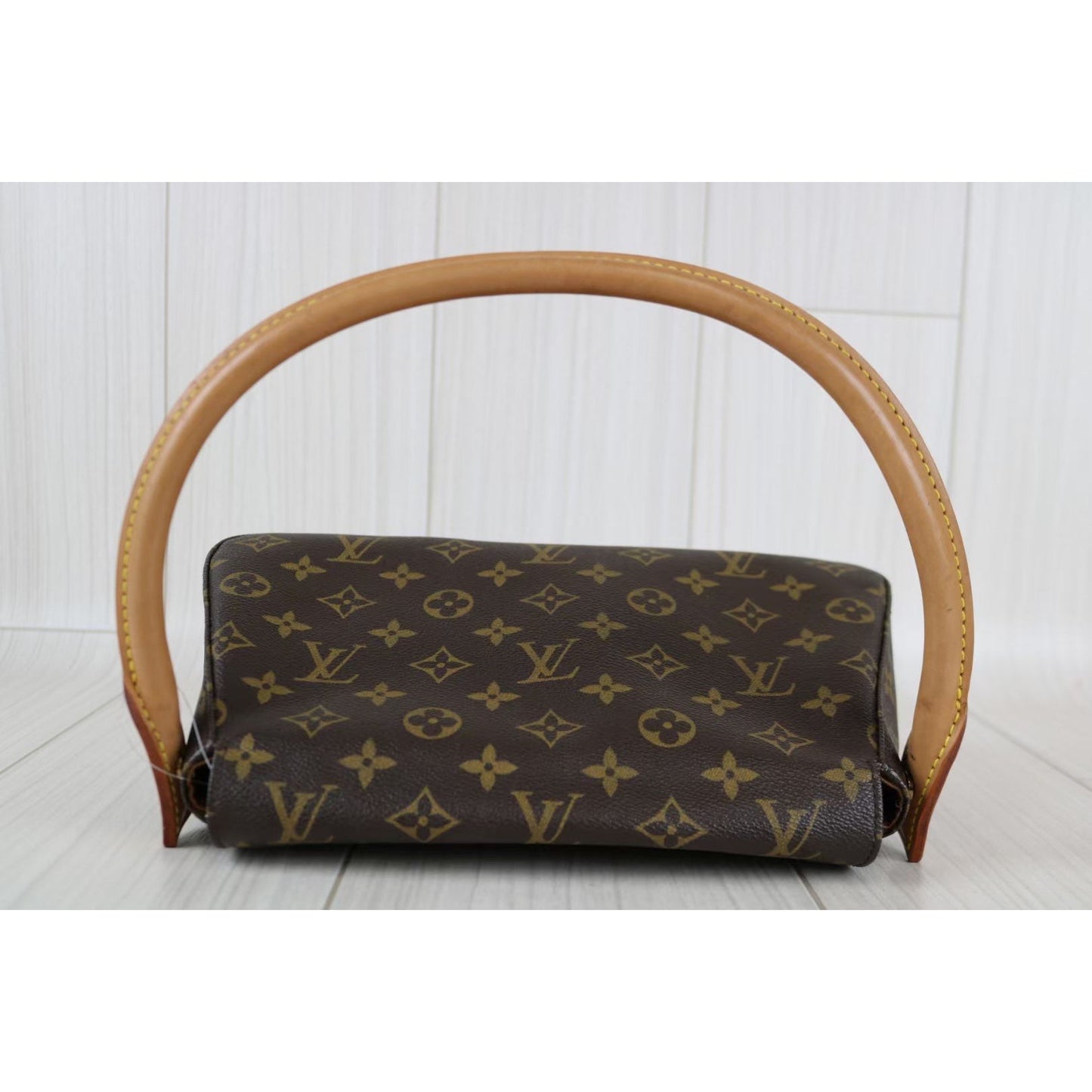 Rank AB ｜ LV Monogram Mini looping Shoulder Bag ｜060715