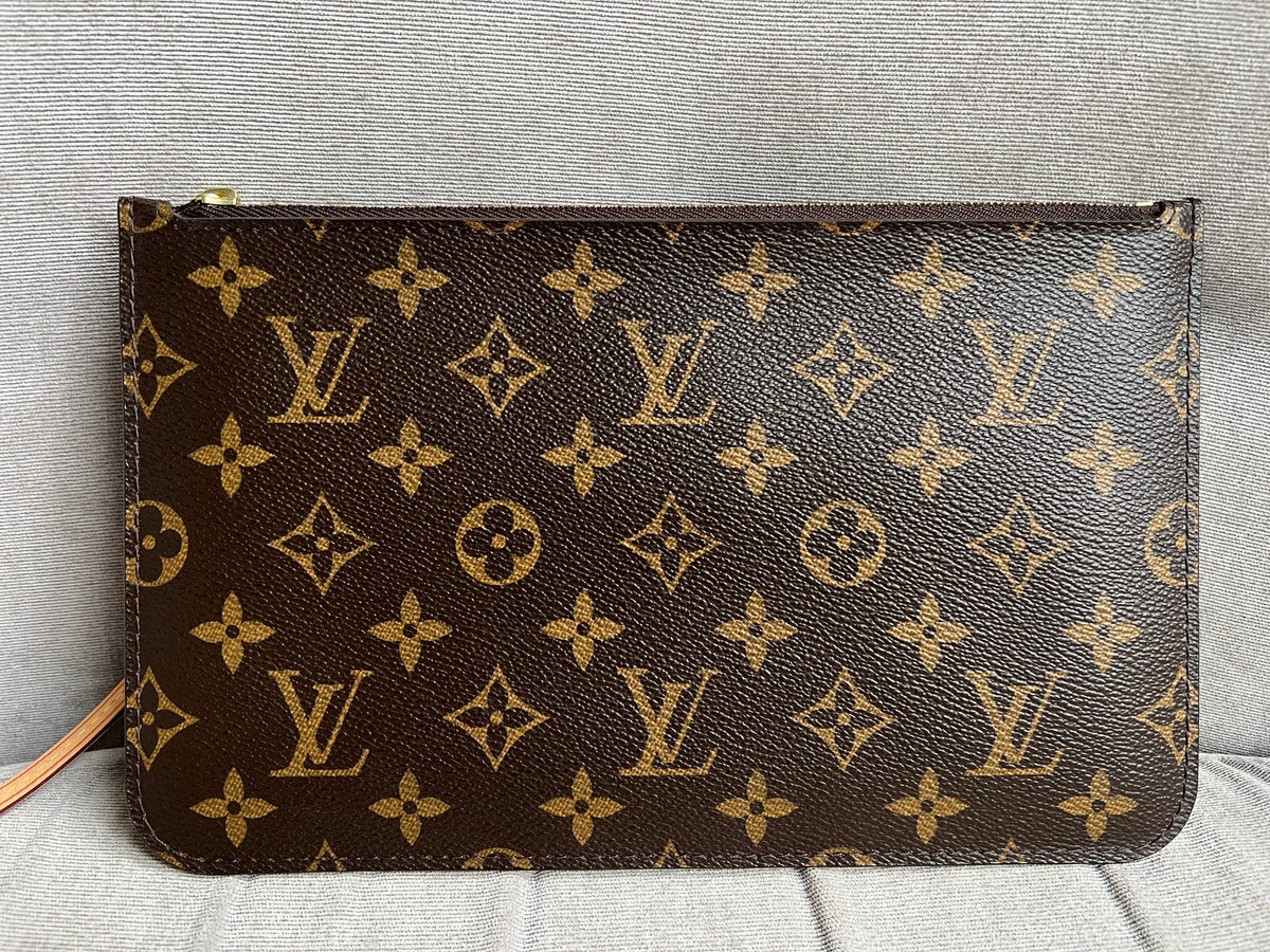 Louis Vuitton Pouch (from Neverfull MM) in Monogram
