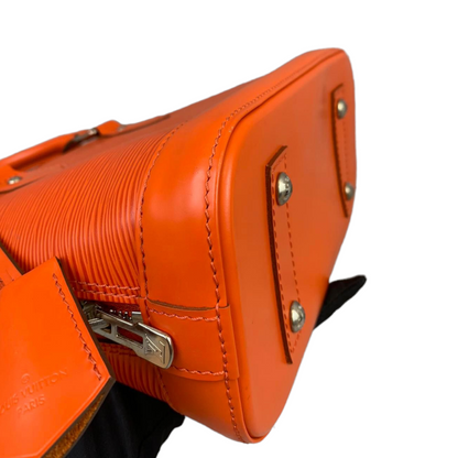 Louis-Vuitton Alma BB Epi Orange SHW