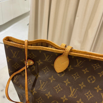 Louis-Vuitton Neverfull MM Monogram Canvas