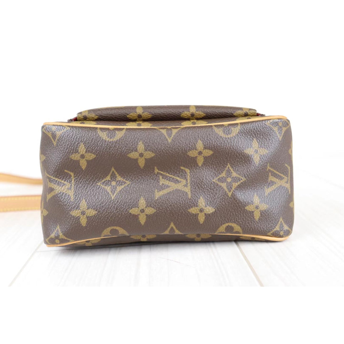Rank A ｜ LV Monogram Viva cite PM Shoulder Bag ｜080105