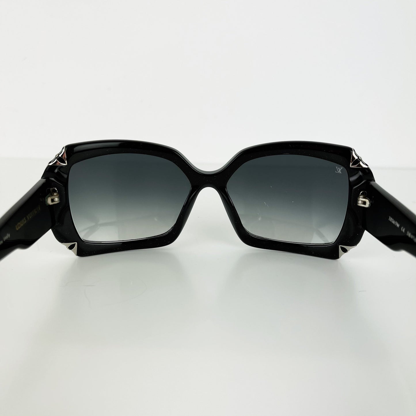 Louis-Vuitton Hortensia Cat Eye Sunglasses