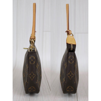 Rank AB ｜ LV Monogram Pochette Accessoires ｜030408