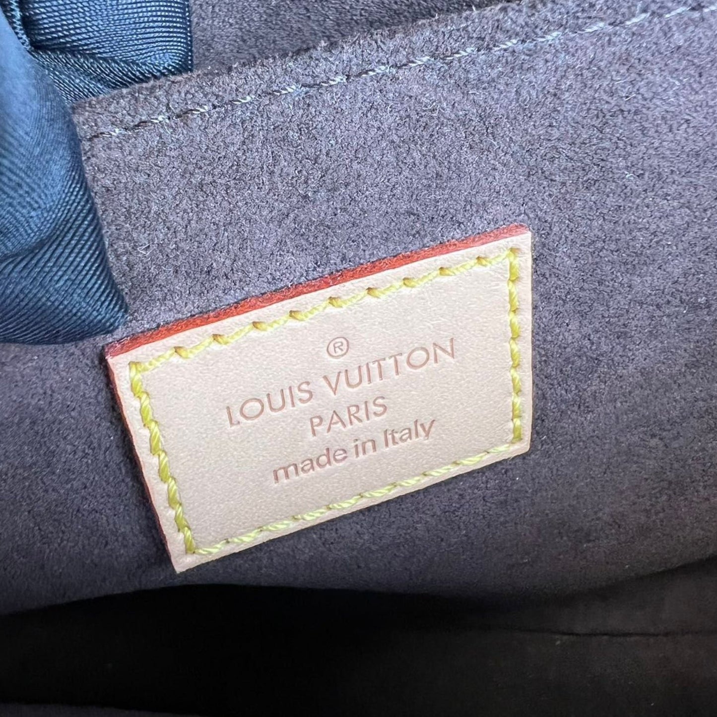 Louis-Vuitton Monogram Classic Pochette Métis GHW