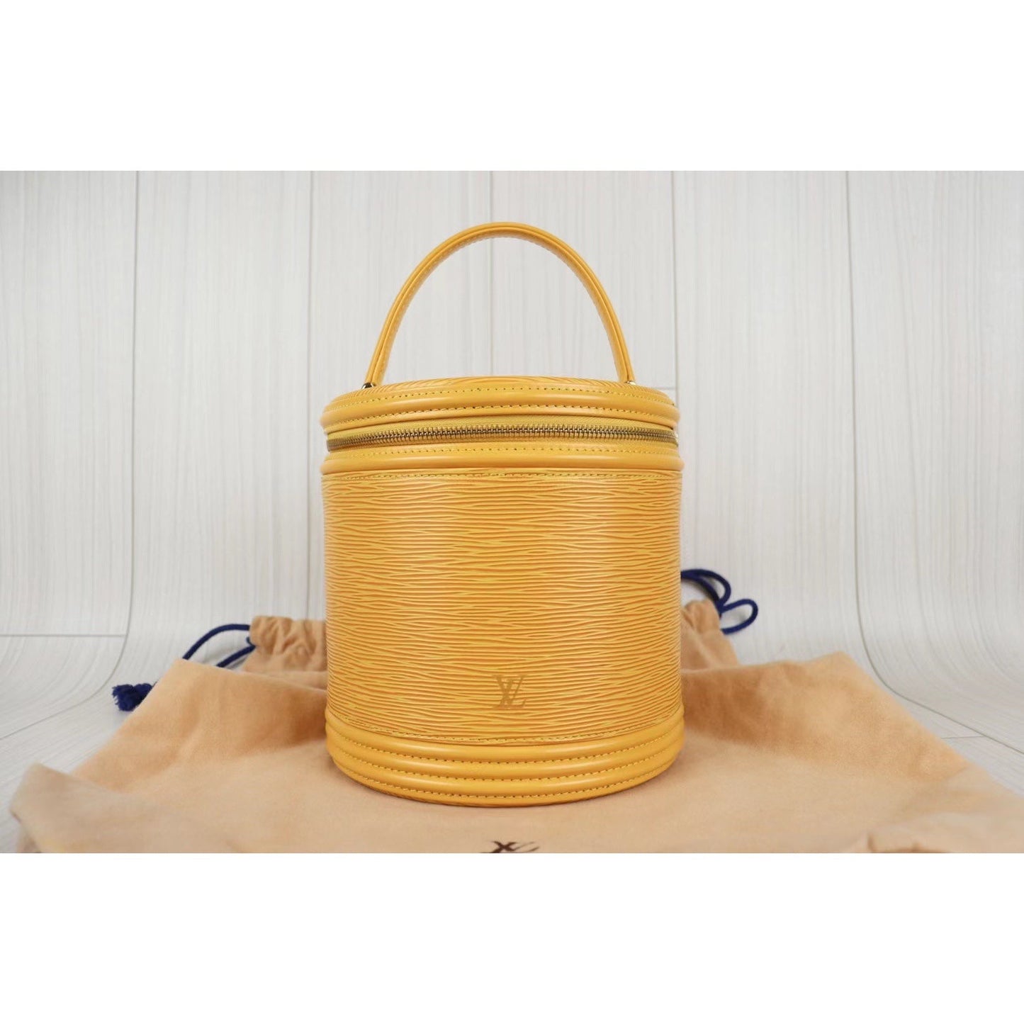 Rank A ｜ LV Epi Cannes Handbag ｜071016