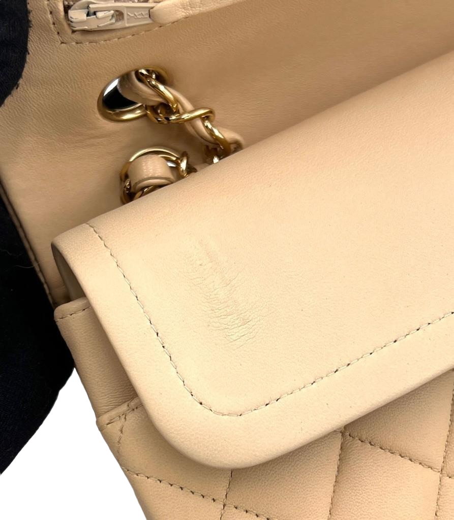 Classic Flap Medium Lambskin Beige GHW