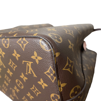 Louis-Vuitton Monogram NeoNoe MM Pink Interior GHW