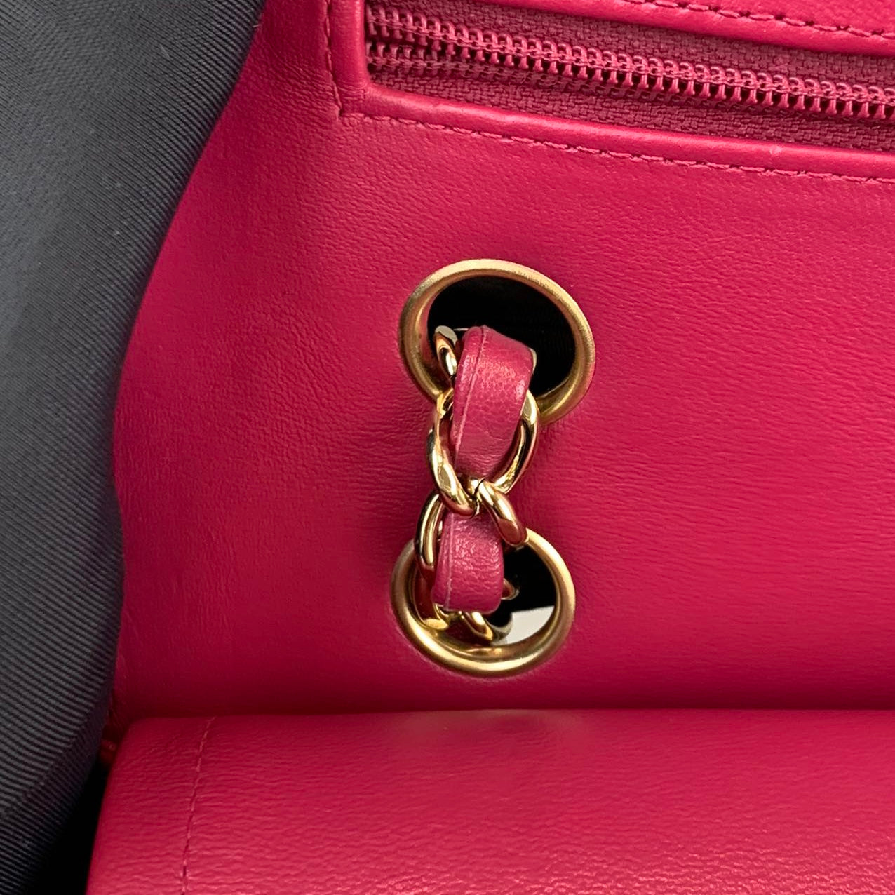 Classic Chevron Double Flap Medium Lambskin Pink GHW