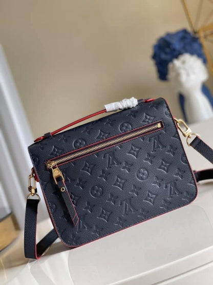 Louis Vuitton Pochette Metis Bag