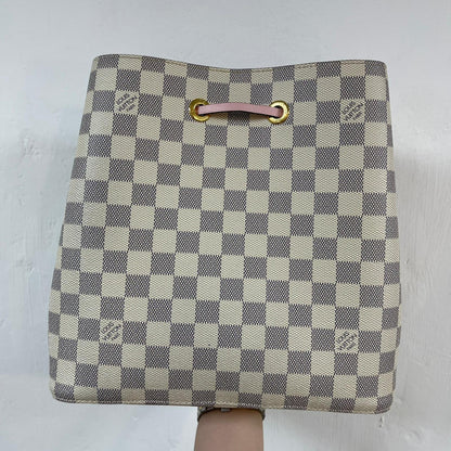 Louis-Vuitton NeoNoe MM Damier Azure Pink