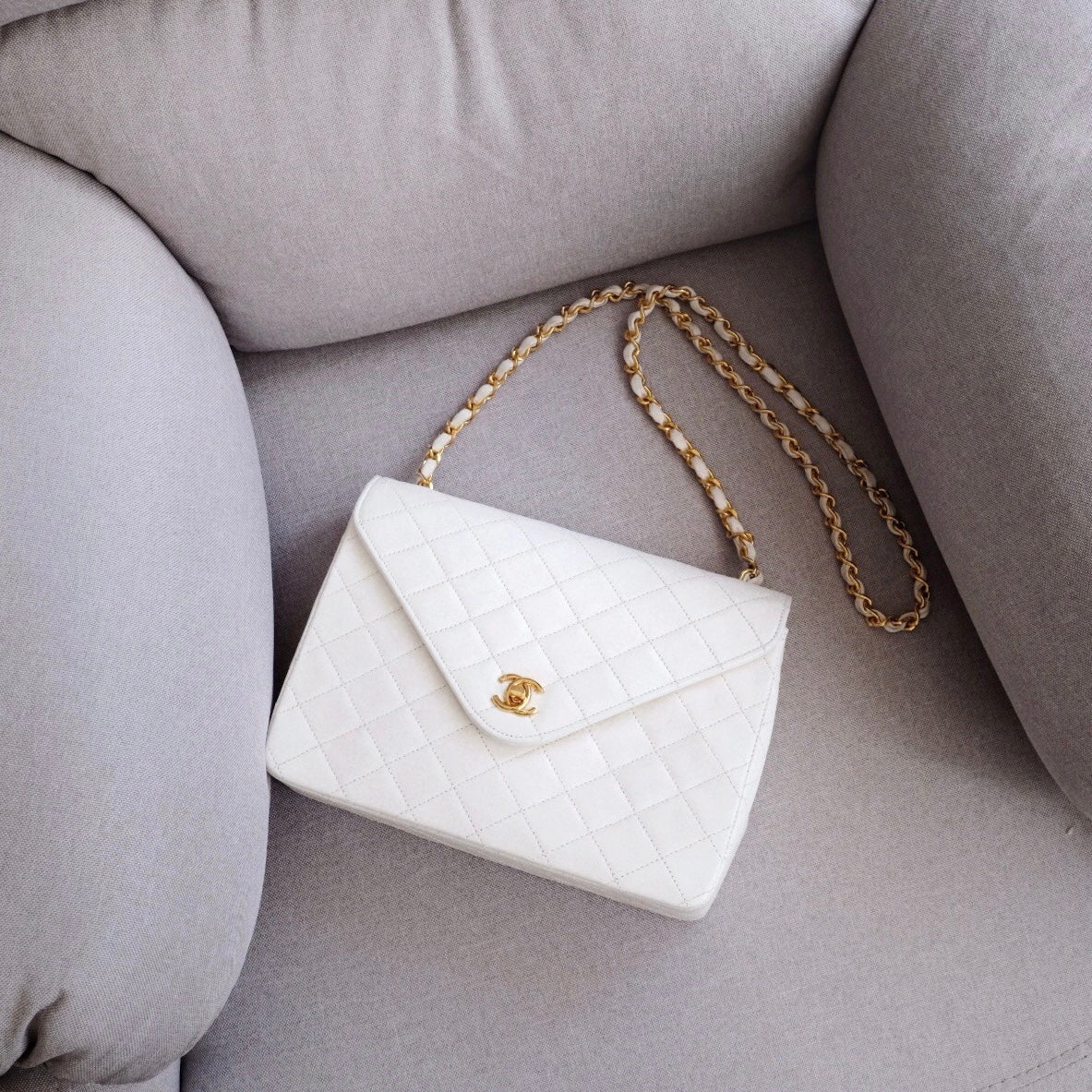 Chanel vintage triangle classic flap chain bag