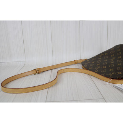 Rank AB ｜ LV Monogram Droo Shoulder Bag ｜061409