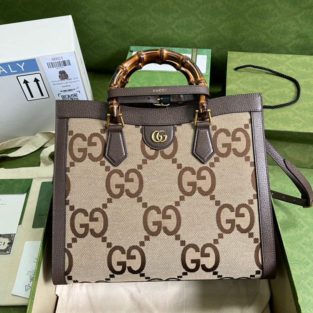 Gucci  Diana Jumbo GG Medium Tote Bag