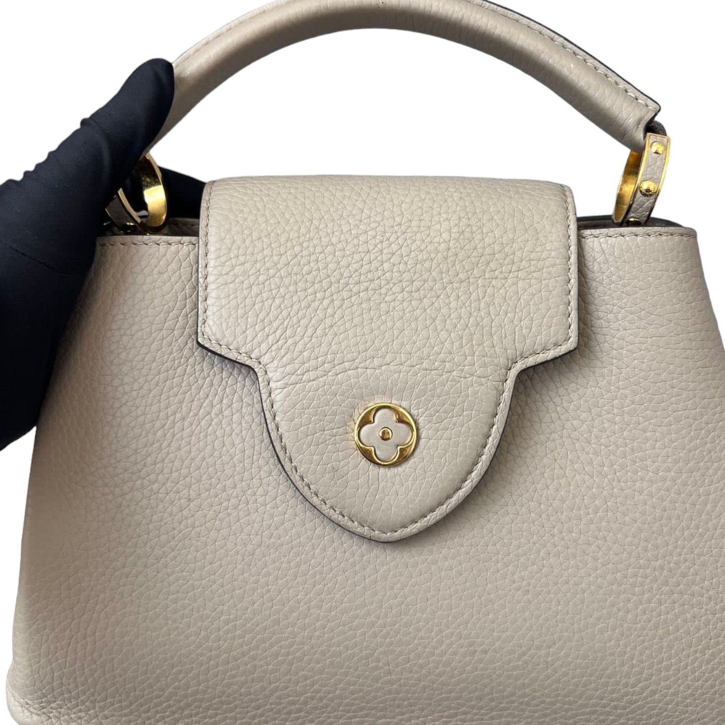 Louis-Vuitton Capucines BB GHW
