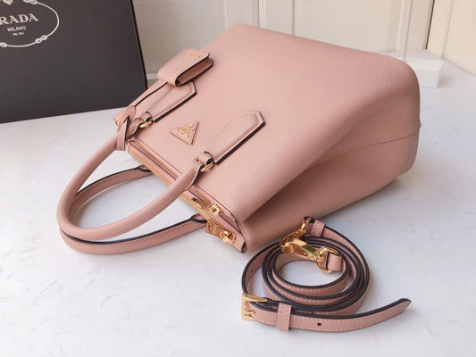 Prada Galleria Saffiano leather Medium  Bag