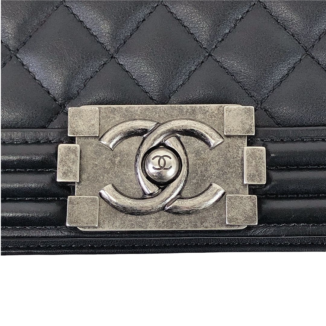 Boy Old Medium Calfskin Black RHW