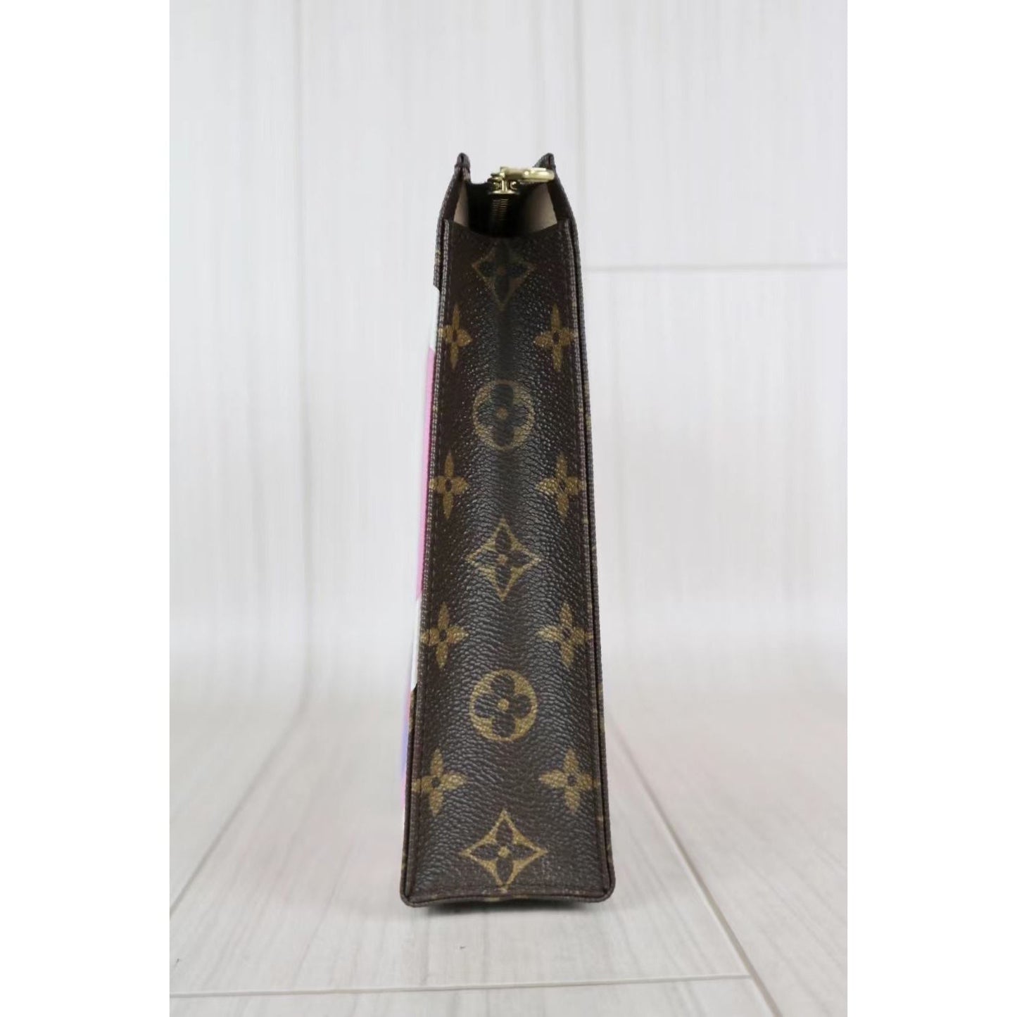 Rank A ｜ LV Monogram Pochette Toilette 28｜  041810