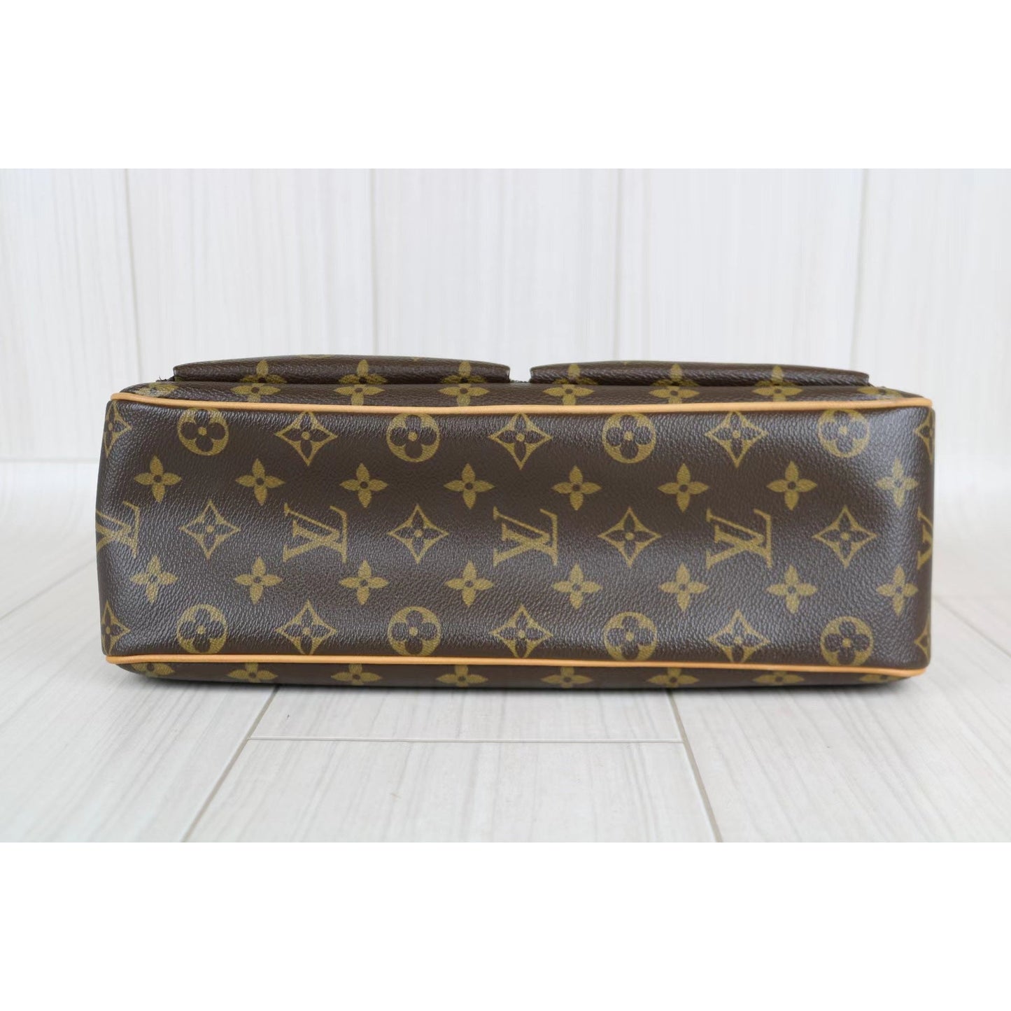 Rank A ｜LV Monogram Viva Cite GM Shoulder Bag｜062707