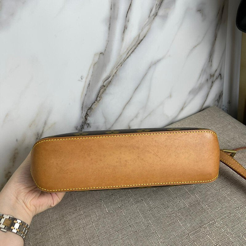 Louis-Vuitton Monogram Trotteur Crossbody