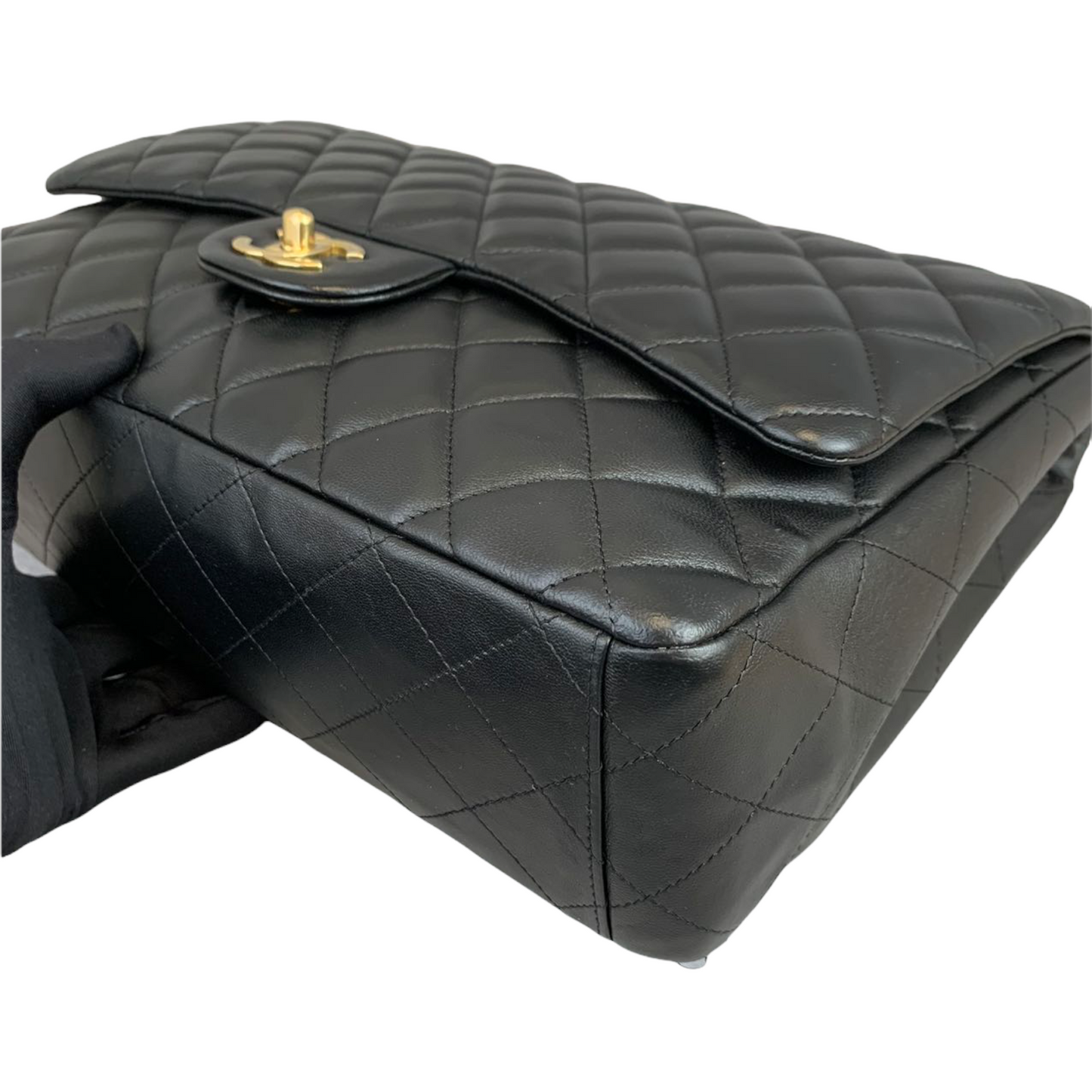 Classic Single Flap Maxi Lambskin Black GHW