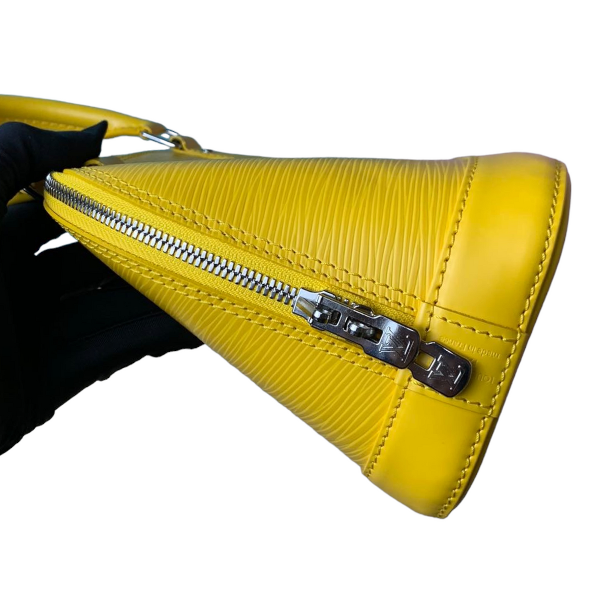 Louis-Vuitton Alma BB Epi Yellow SHW
