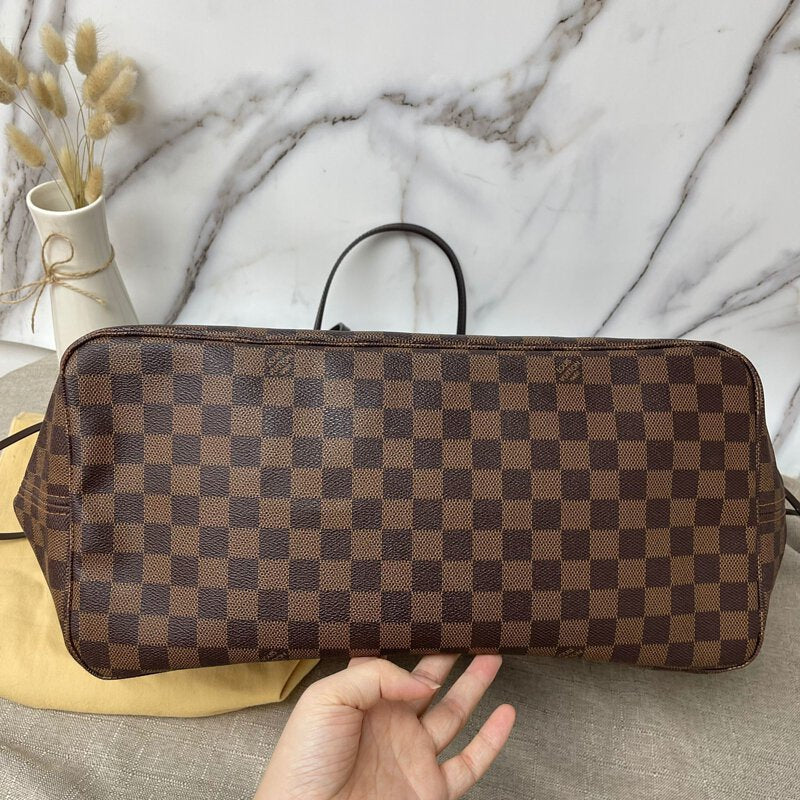Louis-Vuitton Neverfull GM Damier Ebene Canvas
