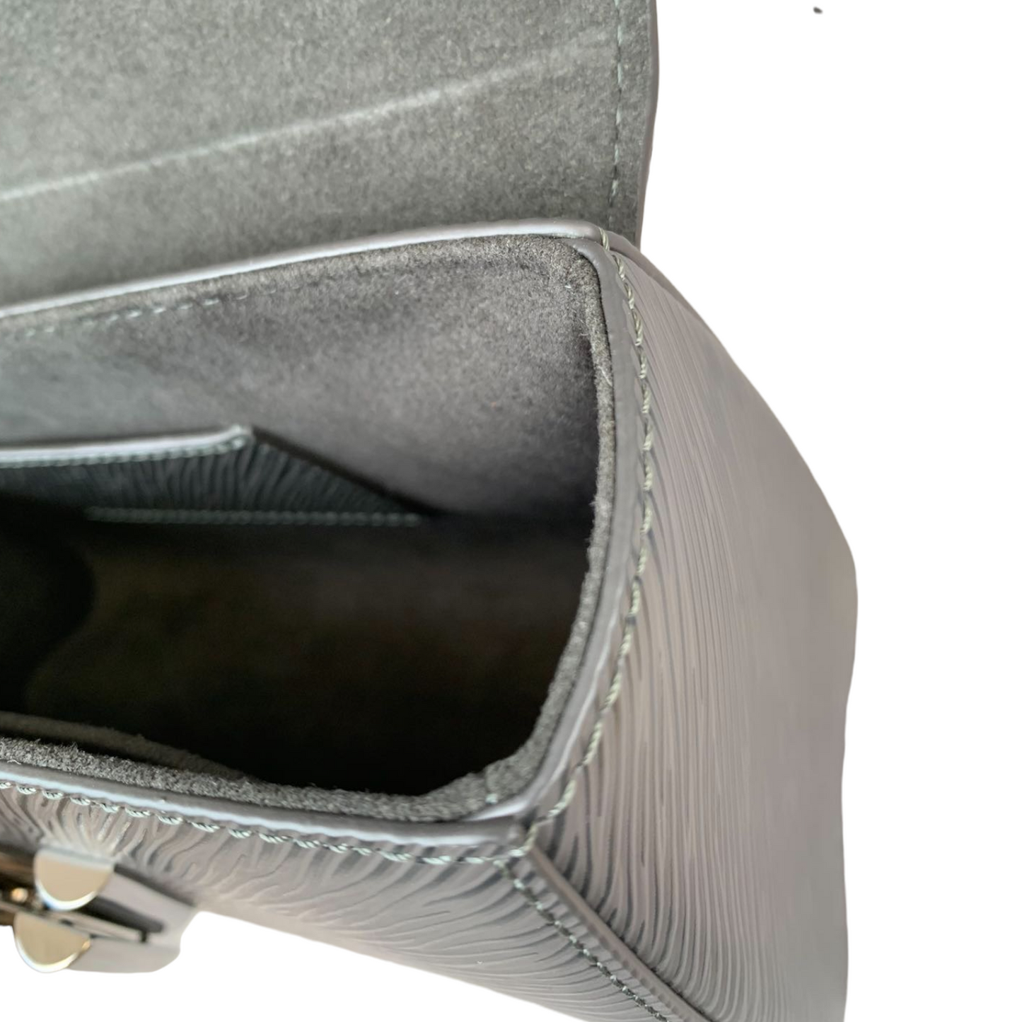 Louis-Vuitton MM Epi Twist Leather Grey SHW