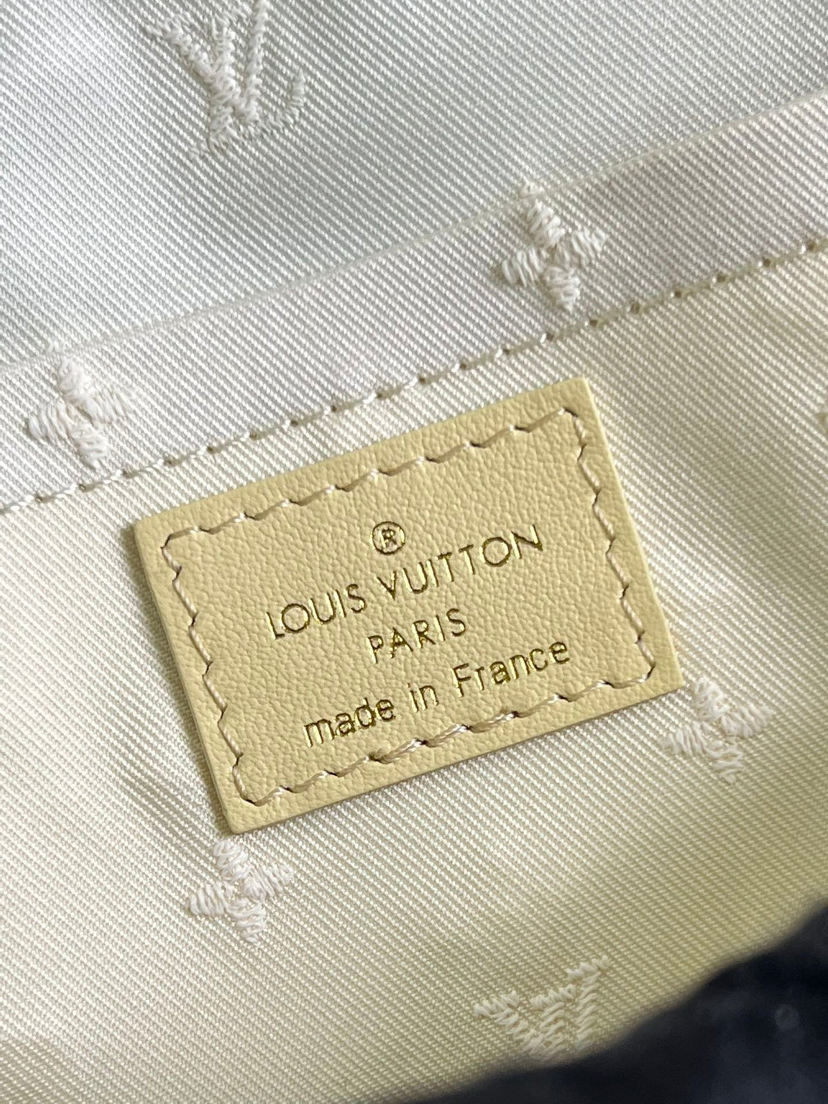 Louis Vuitton Alma BB Bag